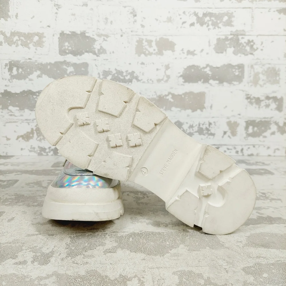 NEW Steve Madden Koryn Silver Iridescent Chunky Platform Loafers C924